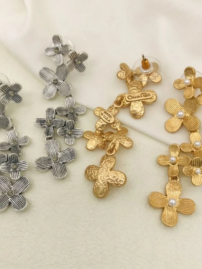 European and American Fashion Trends 2024r Fashion Trends Famous Designers Same Metal Flower S9025 Silver Needle Earrings